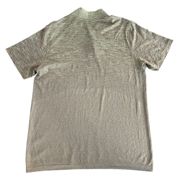 Lululemon Men’s Metal Vent Tech Shirt Henley Short Sleeve 2 Snap Size XL - Picture 2 of 7